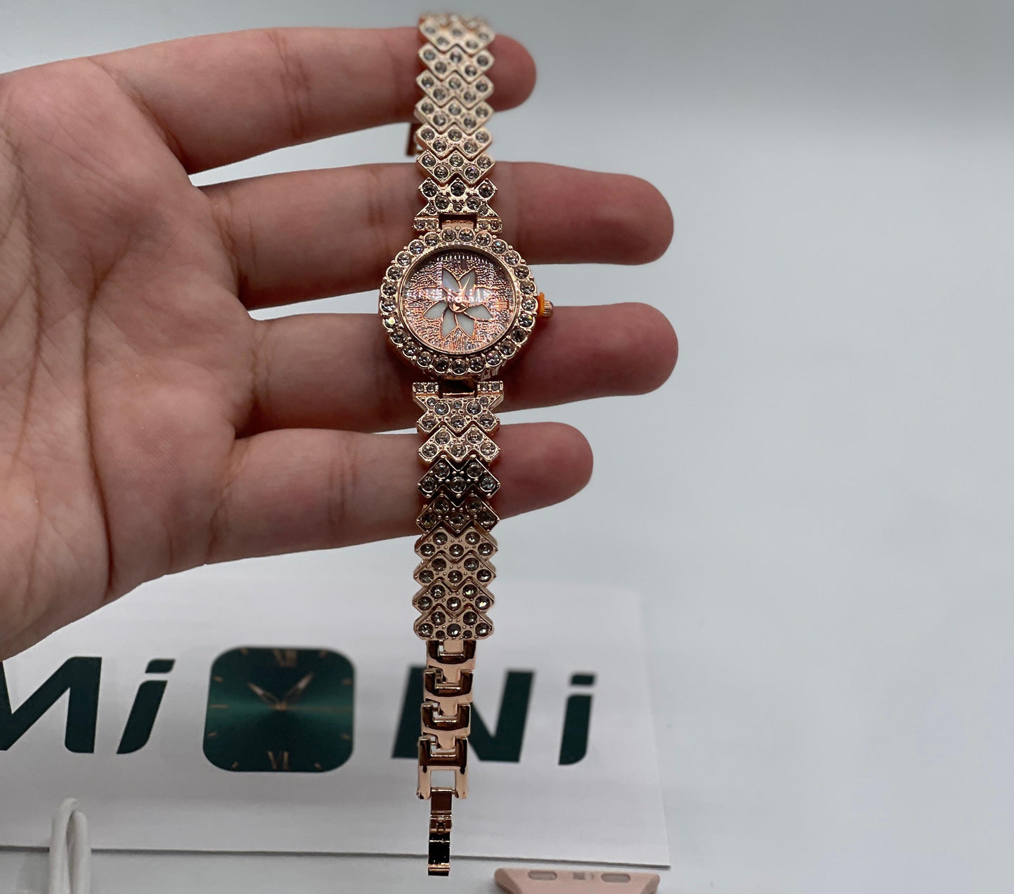 ZW10 Diamond Series Smartwatch for Women